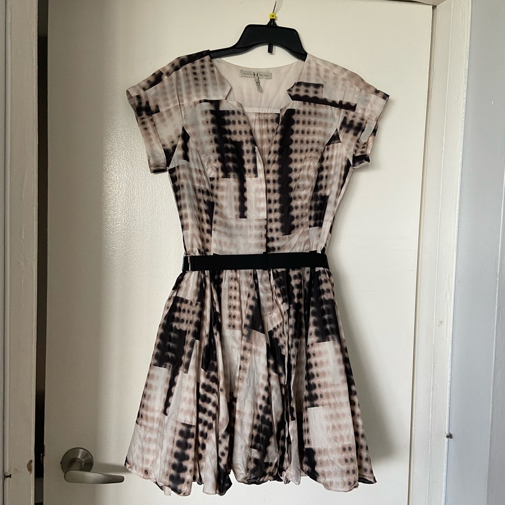 Halston Heritage dress size 4
